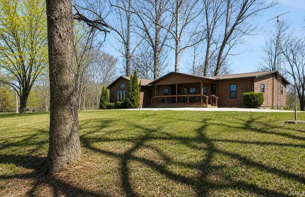 2266 Vfw Road, Mitchell, IN 47446