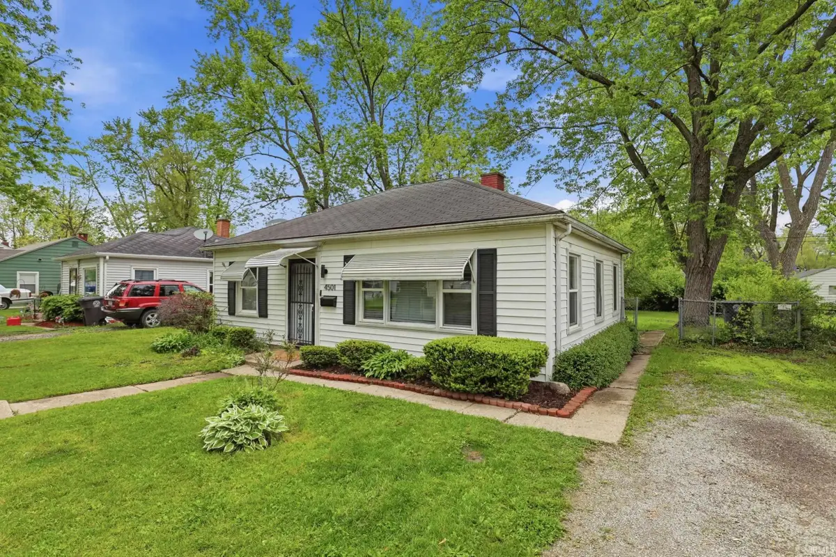 4501 Standish Drive, Fort Wayne, IN 46806 - #1