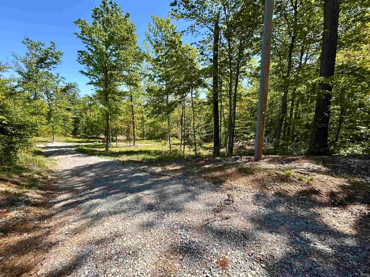 7761 E State Road 54, Bloomfield, IN 47424 - #1