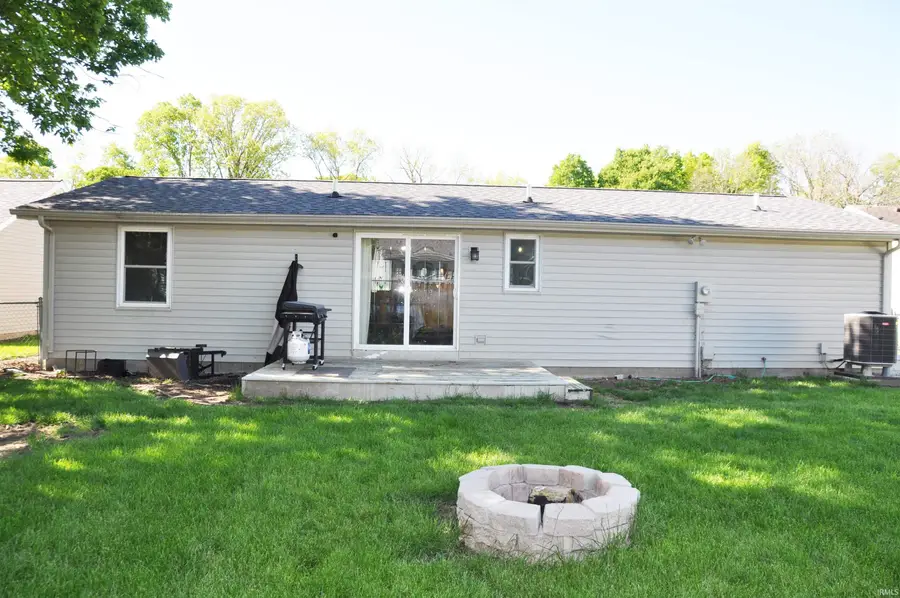 1060 Little Turtle Trail, Huntington, IN 46750 - #2