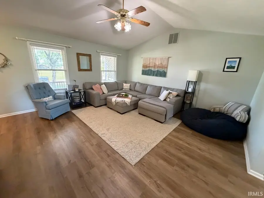 2639 W Julie Drive, Princeton, IN 47670 - #2