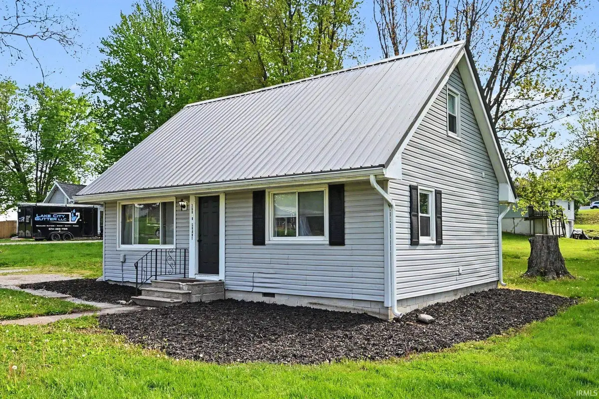308 N Grant Street, Pierceton, IN 46562 - #1