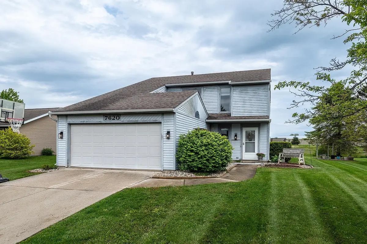 7620 Brookfield Drive, Fort Wayne, IN 46835 - #1