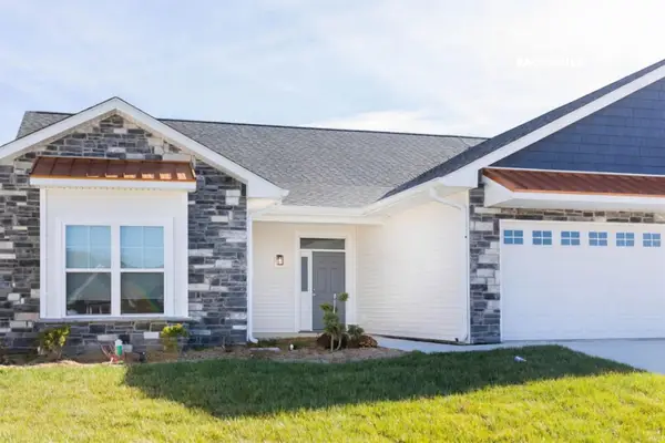 7901 S Westmead Drive, Newberry, IN 47449