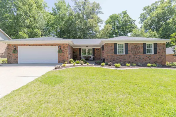 5766 Spring Corner Road, Newburgh, IN 47630