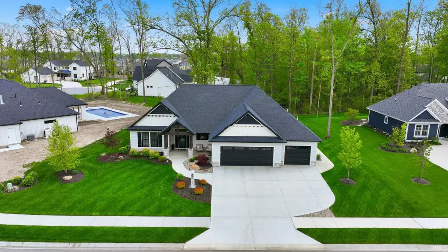 216 Anmer Hall, Fort Wayne, IN 46845 - #2