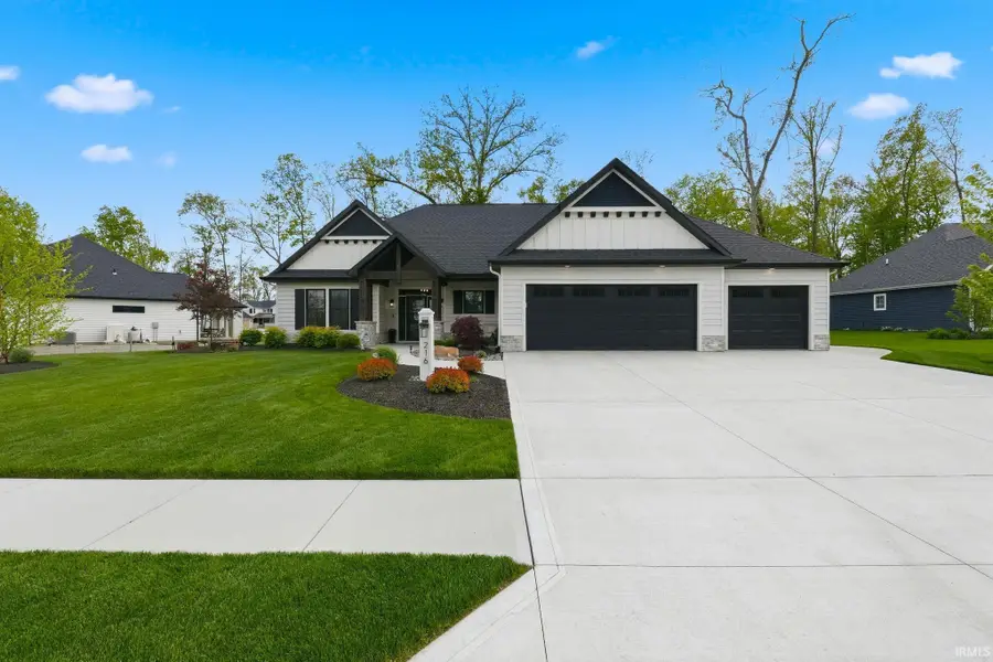 216 Anmer Hall, Fort Wayne, IN 46845 - #3