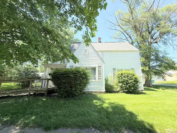 220 N Washington Street, Flora, IN 46929
