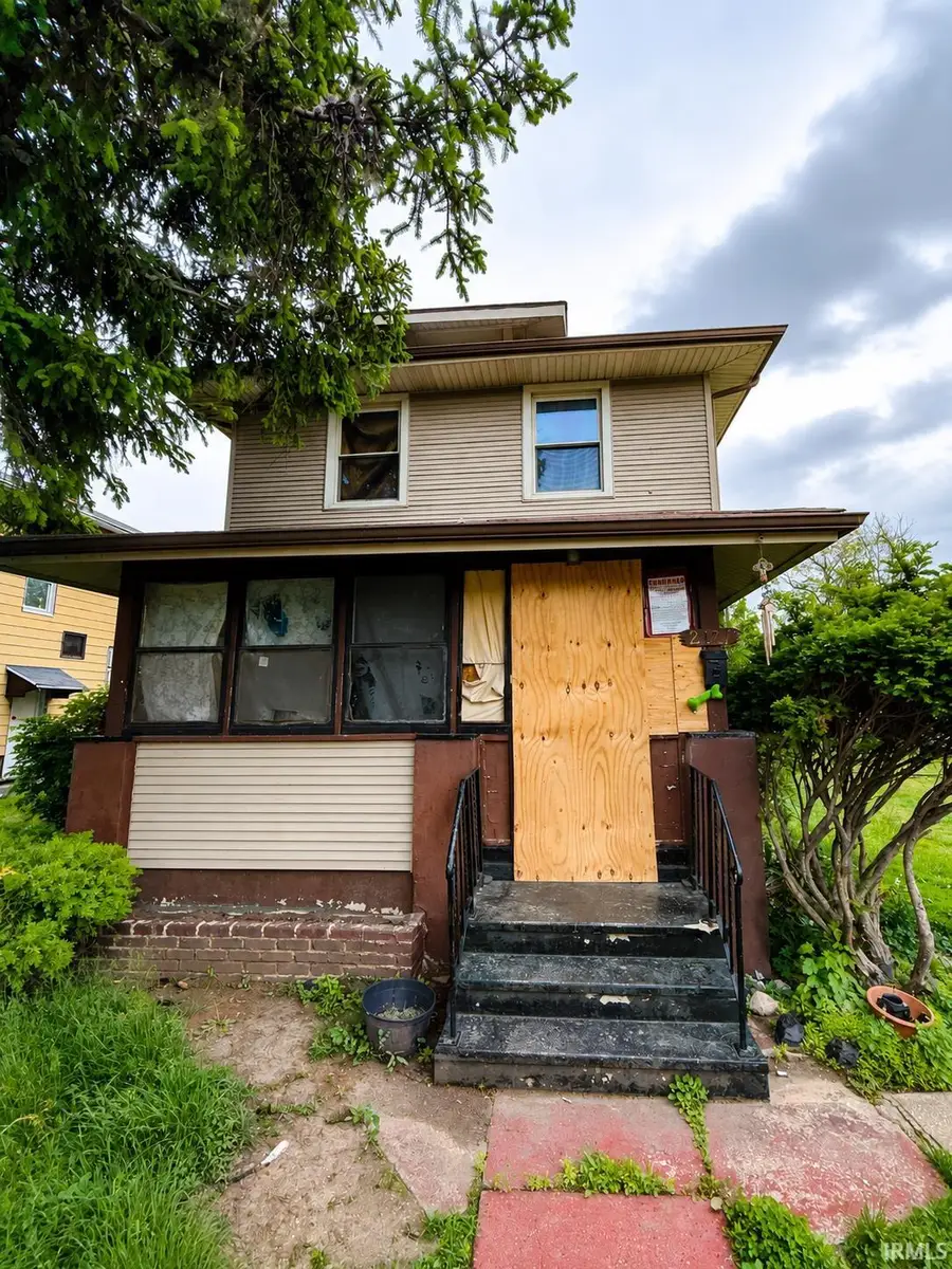 2927 Smith Street, Fort Wayne, IN 46806 - #2