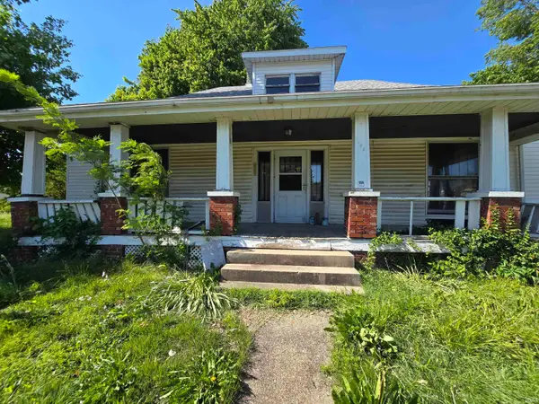 108 E Warrick Street, Owensville, IN 47665