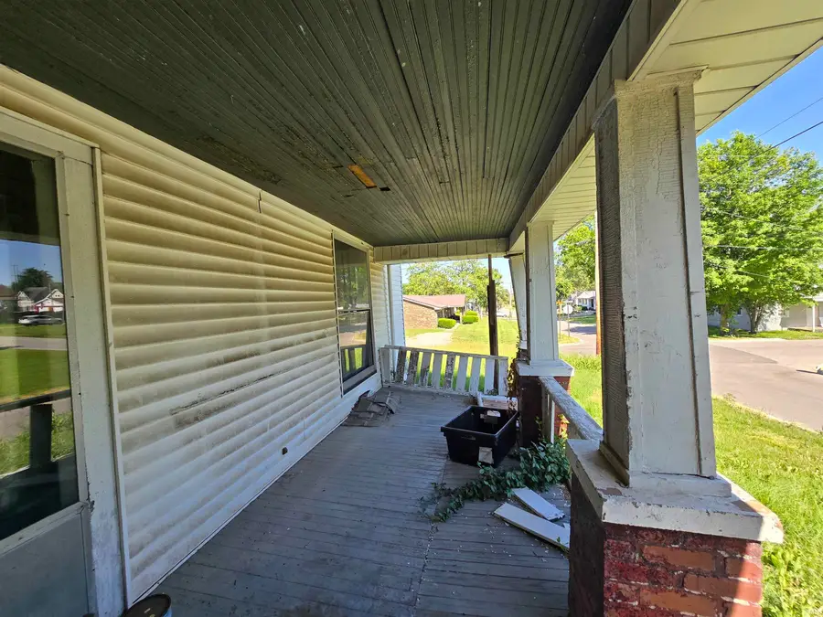 108 E Warrick Street, Owensville, IN 47665 - #3