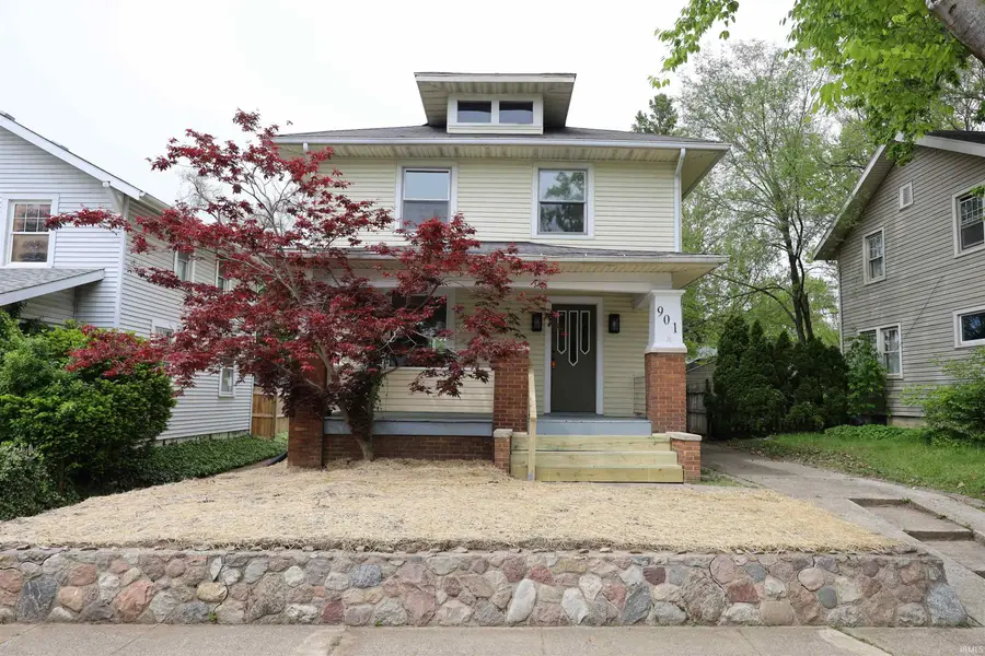 901 Forest Avenue, Fort Wayne, IN 46805 - #2