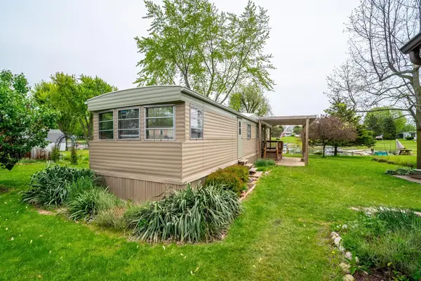 500 Lane 101 Long Beach Lake, Fremont, IN 46737