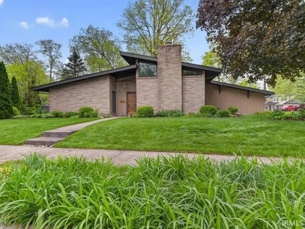 1723 Forest Downs Drive, Fort Wayne, IN 46815 - #1