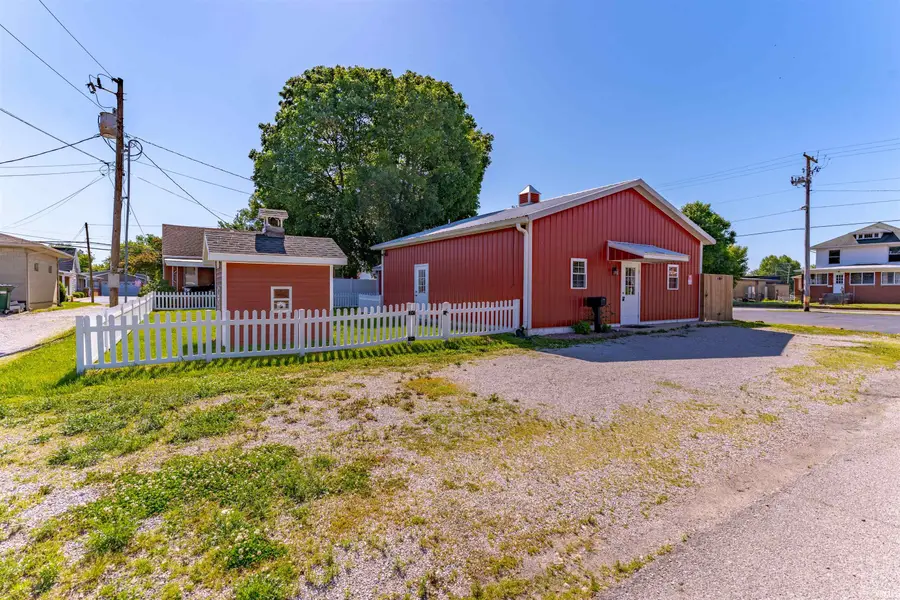 102 N Elm Street, Fort Branch, IN 47648 - #3