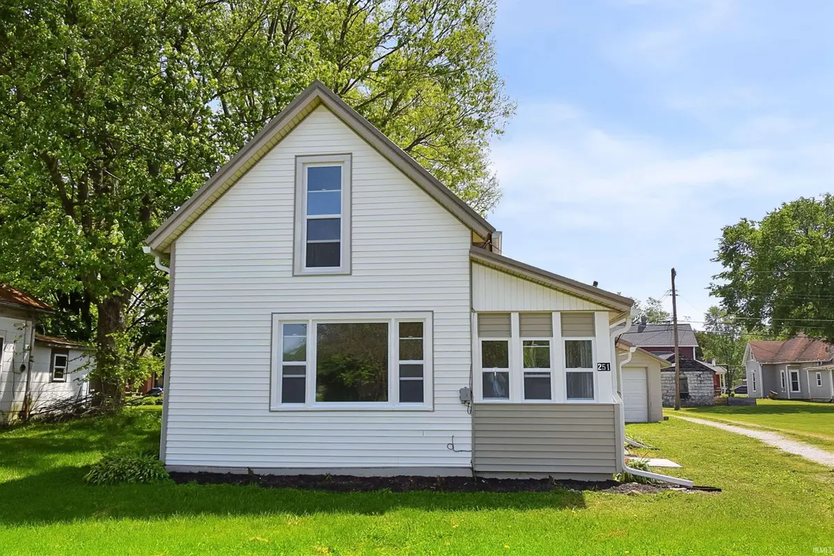 251 N Snowden Street, Andrews, IN 46702 - #1