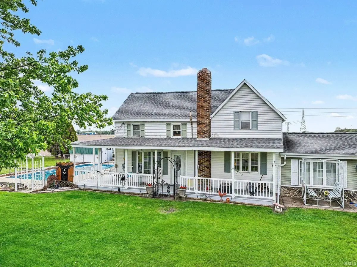 8902 S 900 E Road, Walkerton, IN 46574 - #1
