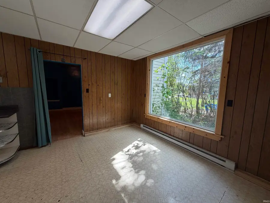 304 Wright Street, Huntington, IN 46750 - #2