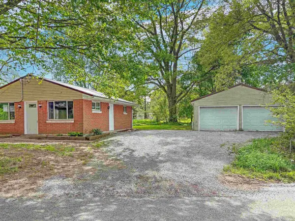 4253 S Lakeshore Drive, Mentone, IN 46539