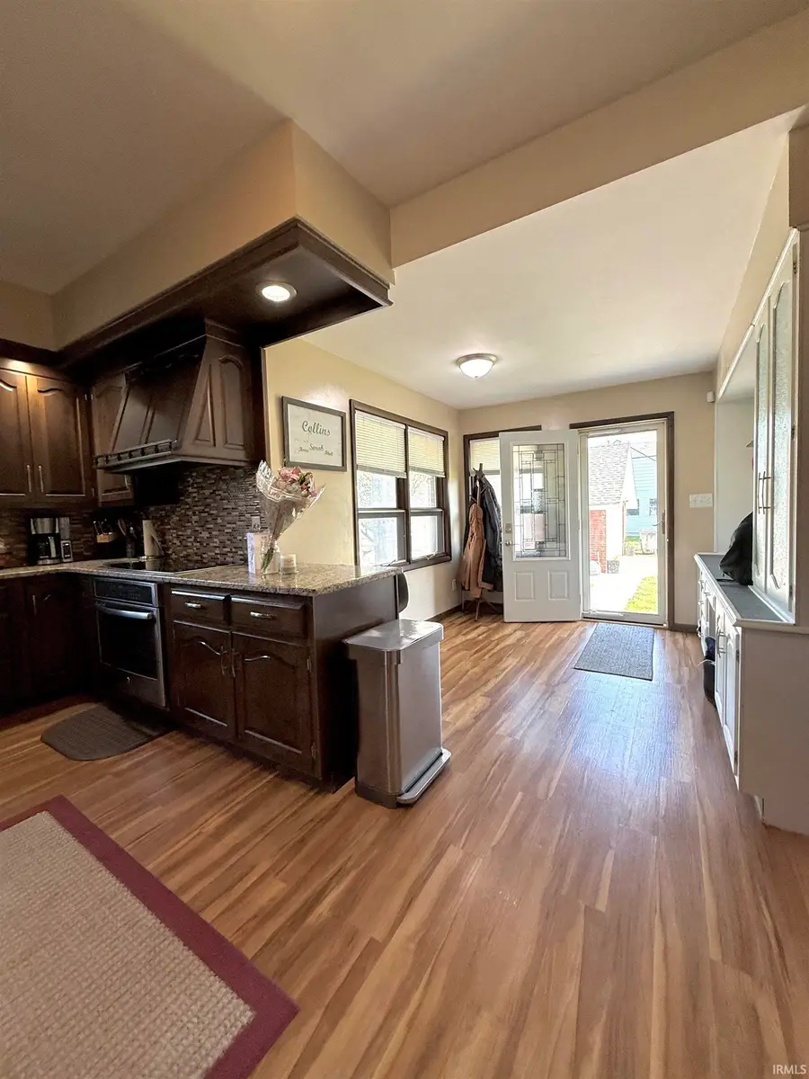 990 E Vincennes Street, Linton, IN 47441 - #3