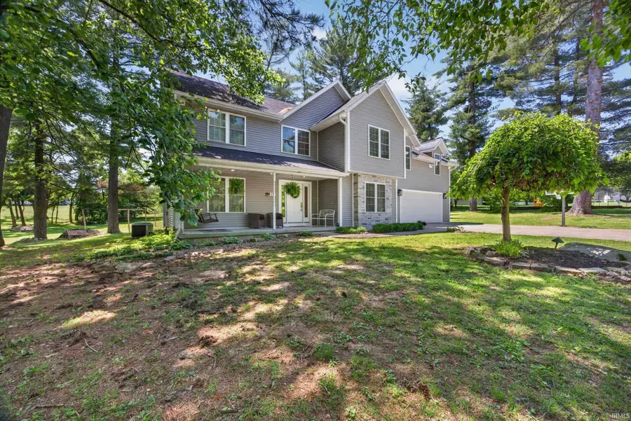 537 Southridge Drive, Bedford, IN 47421 - #2