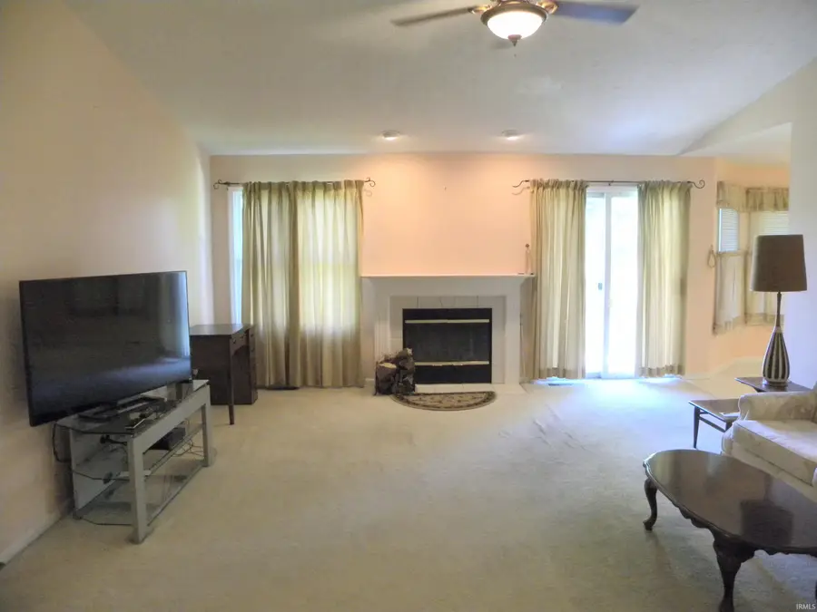2641 Oak Drive, Clayton, IN 46118 - #3