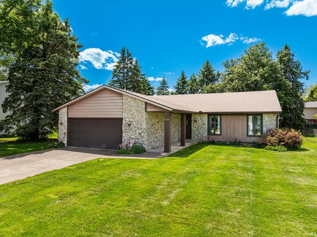 1009 S Stratford Court, Yorktown, IN 47396 - #1