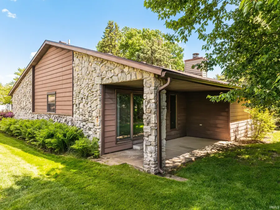 1009 S Stratford Court, Yorktown, IN 47396 - #2