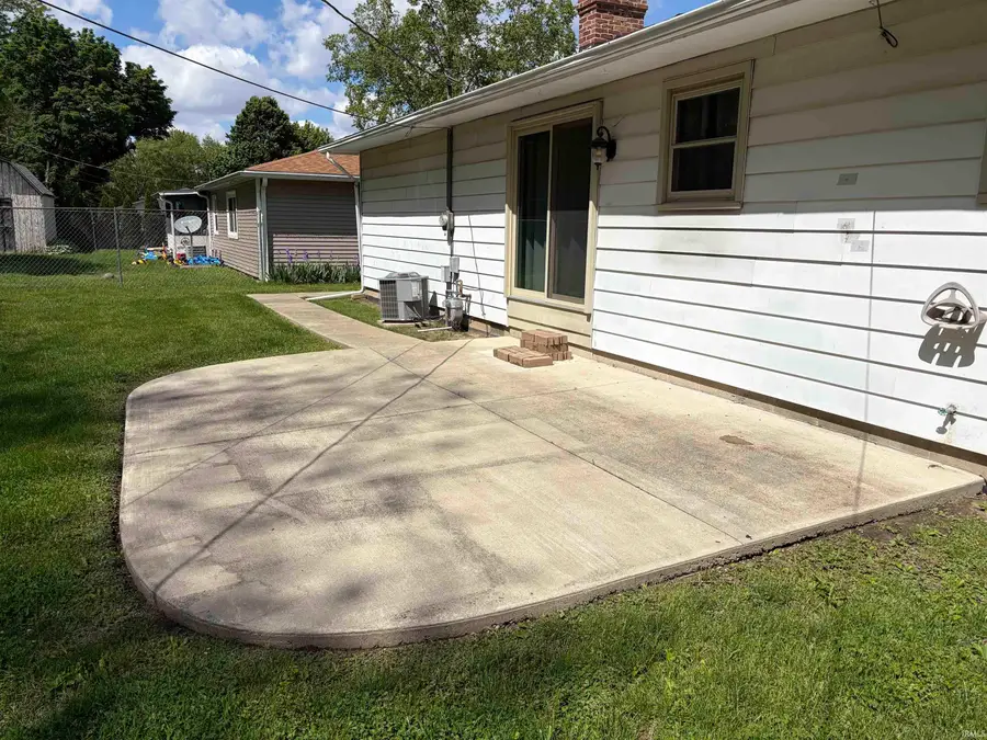 1104 Maxwell Avenue, Monticello, IN 47960 - #3