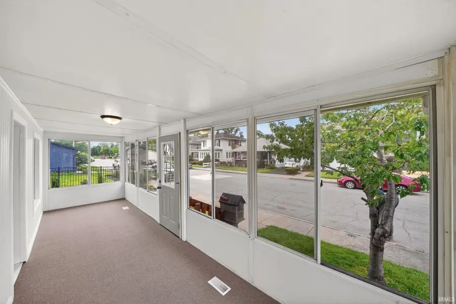 217 Stanley Street, Mishawaka, IN 46545 - #2