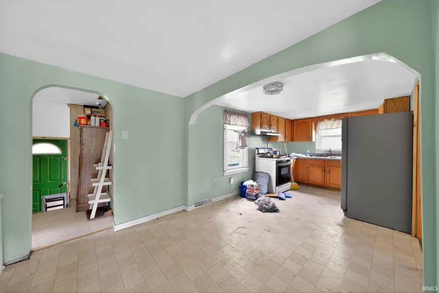 1219 E Highway 330 Highway, Griffith, IN 46319 - #3