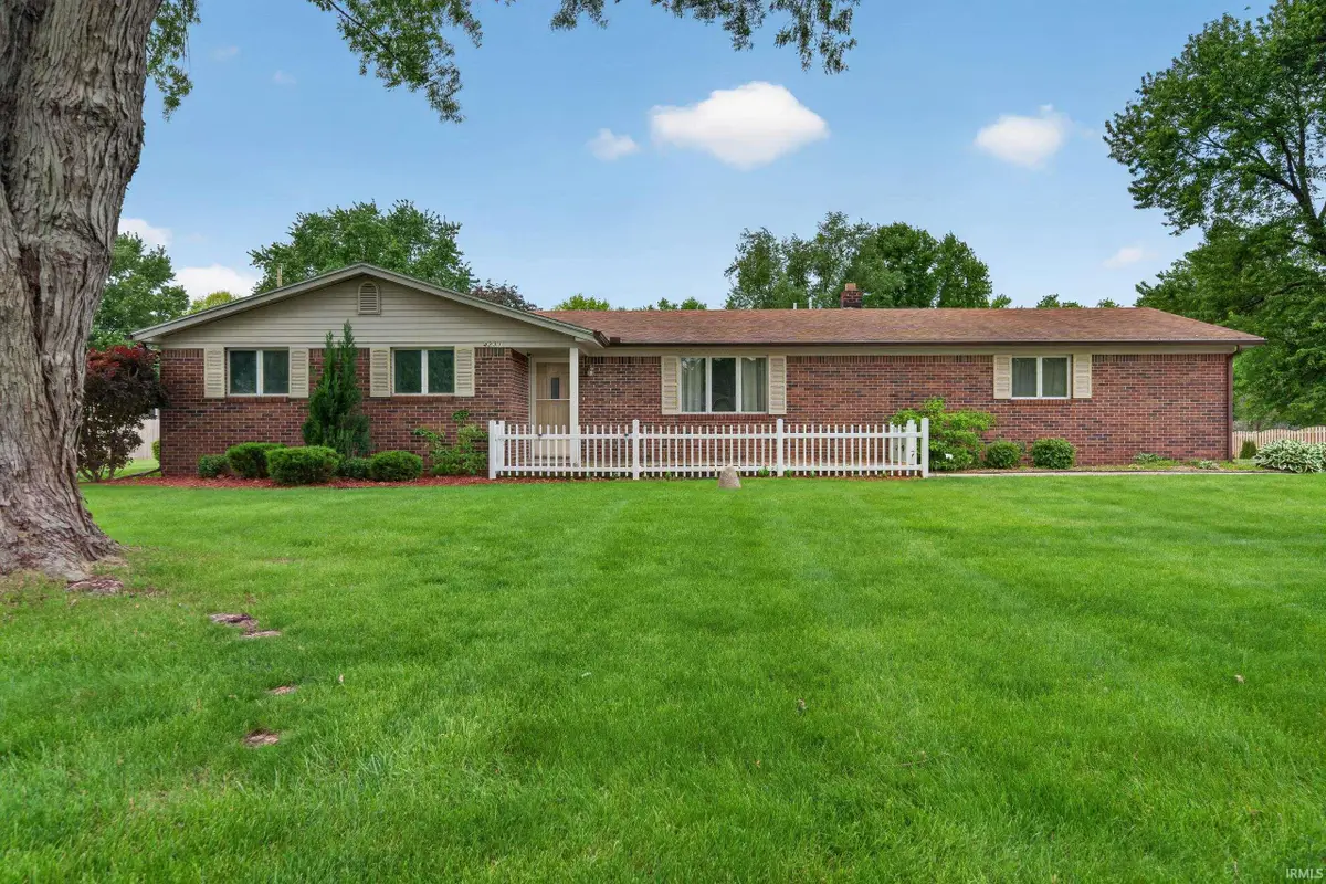 4231 N Sherry Drive, Marion, IN 46952 - #1