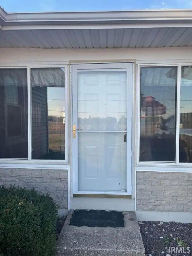 46 E 150 S Street, Princeton, IN 47670 - #3