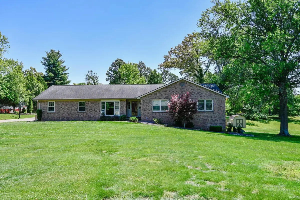 201 E Mount Pleasant Road, Evansville, IN 47711 - #1