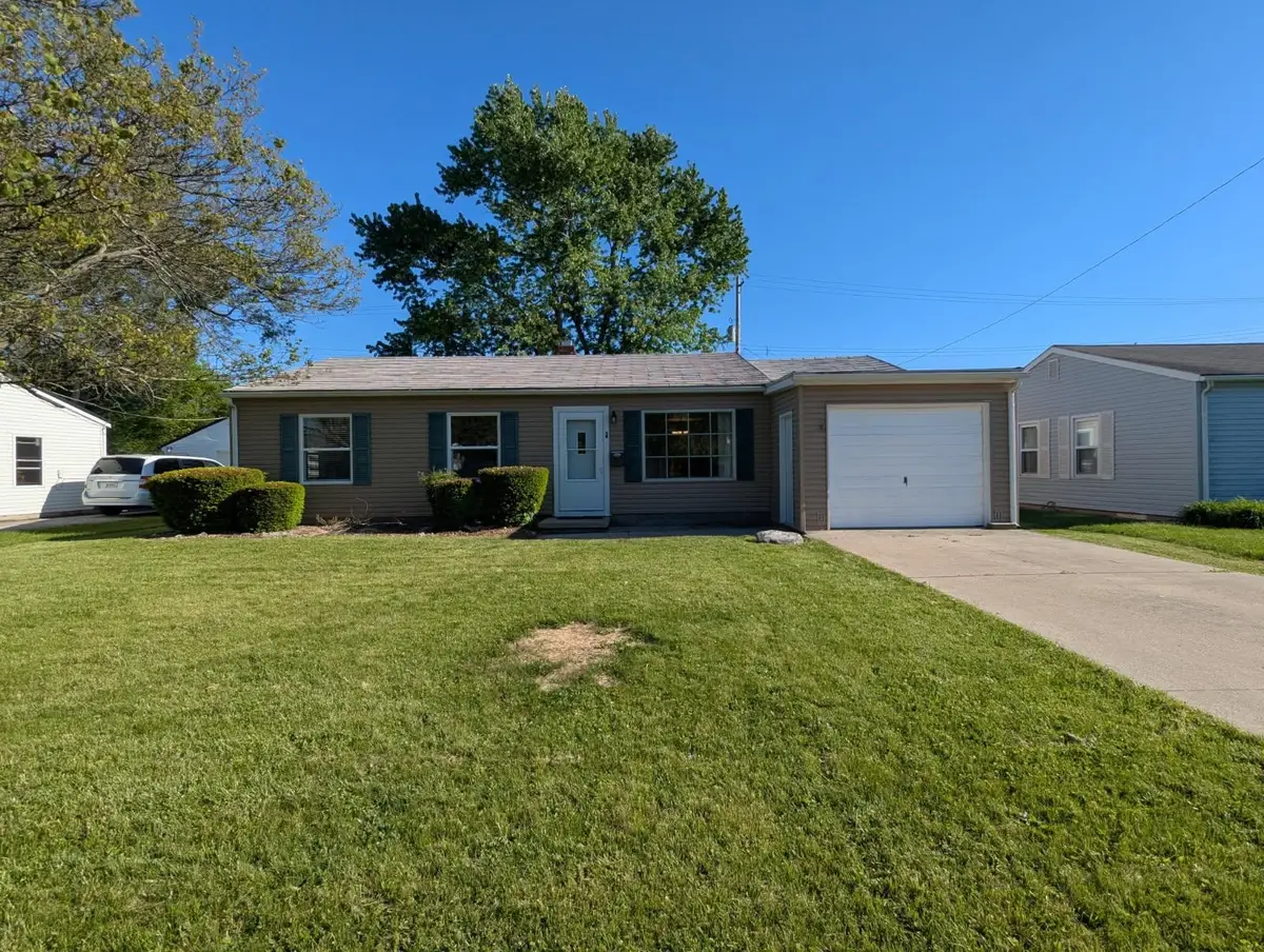 17 W Sunnydale Drive, Huntington, IN 46750 - #1