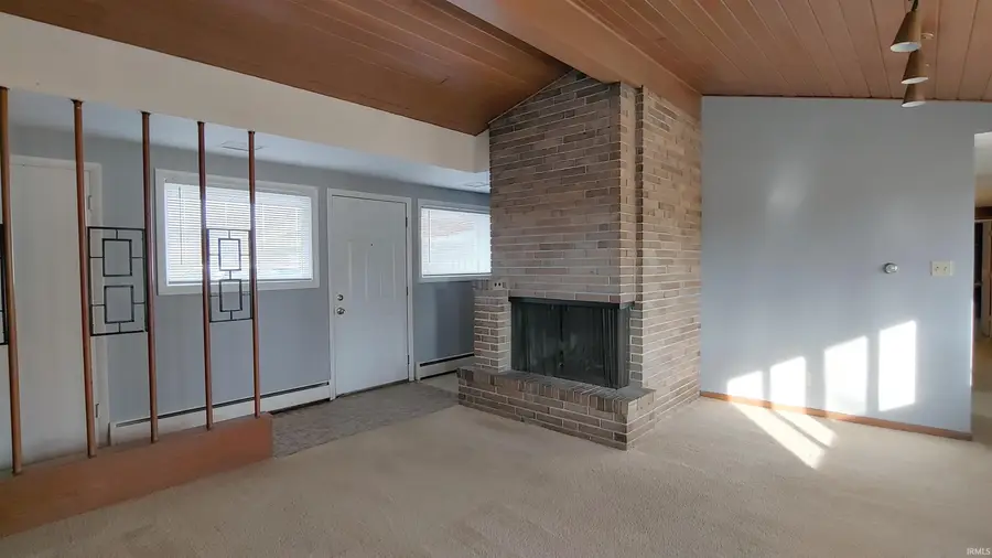 217 W Washington Center Road, Fort Wayne, IN 46825 - #3