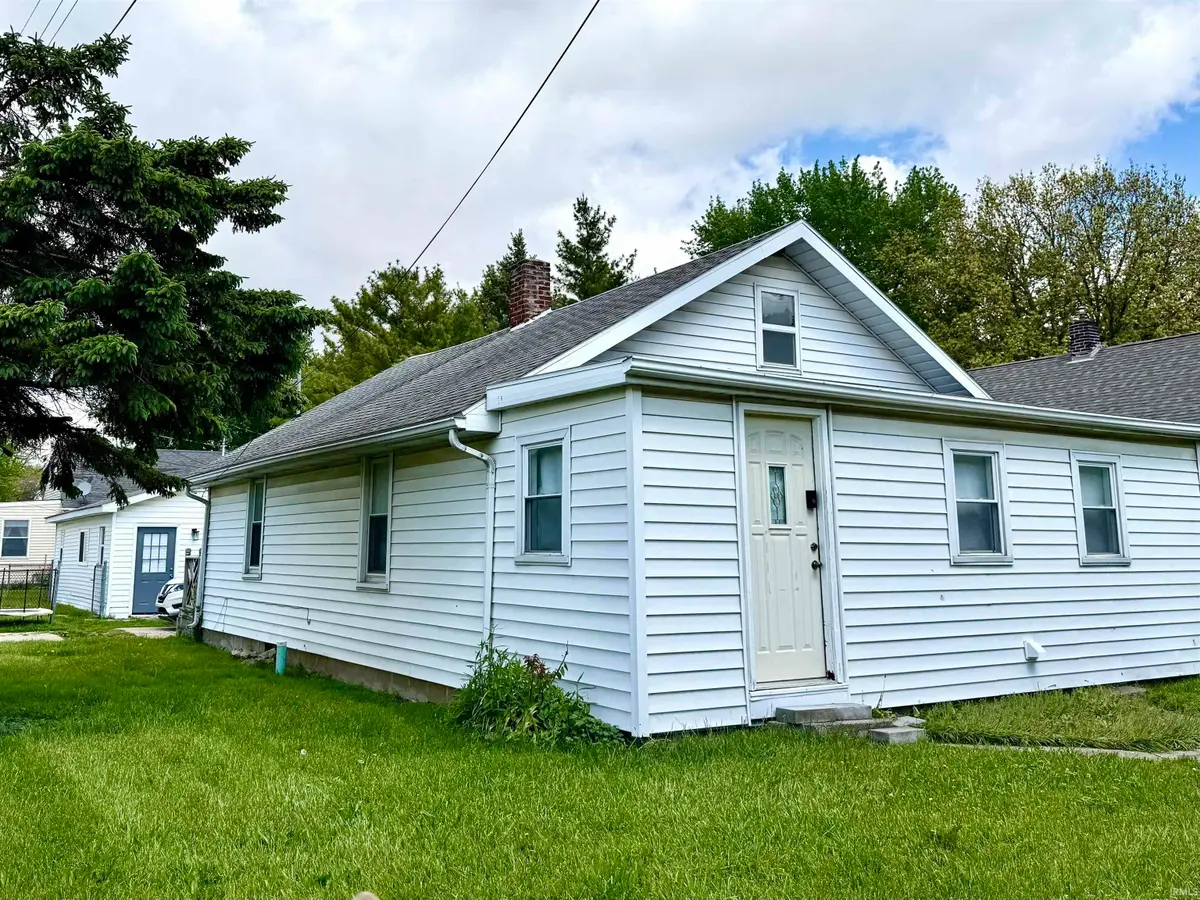 408 W Centennial Avenue, Muncie, IN 47303 - #1