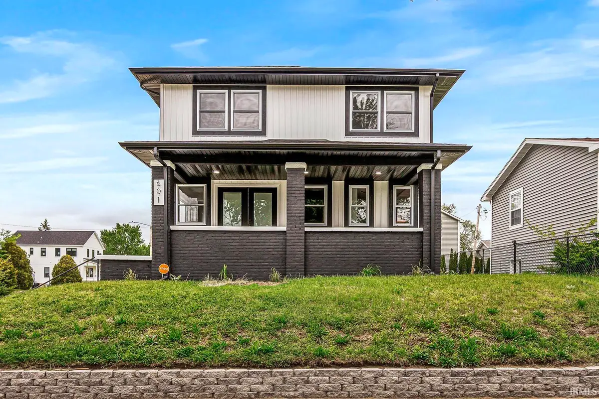 601 Howard Street, South Bend, IN 46617 - #1