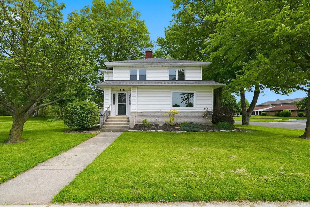 410 E 7th Street, Auburn, IN 46706 - #1