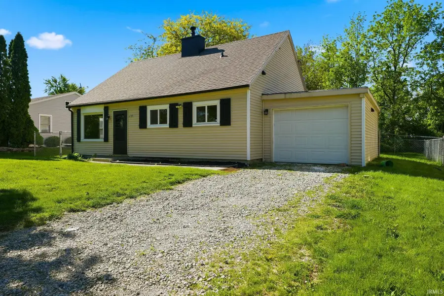 409 W Cox Drive, Fort Wayne, IN 46807 - #3