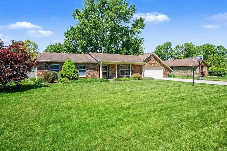 745 Heritage Lane, Warsaw, IN 46582 - #2