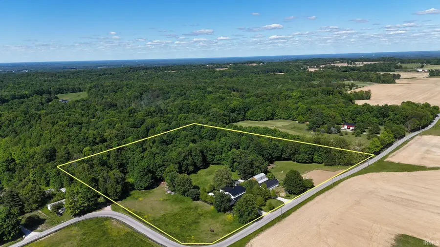 10282 E New Philadelphia Road, Salem, IN 47167 - #2