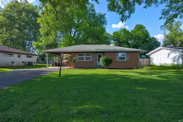 6612 E Oak Street, Evansville, IN 47715