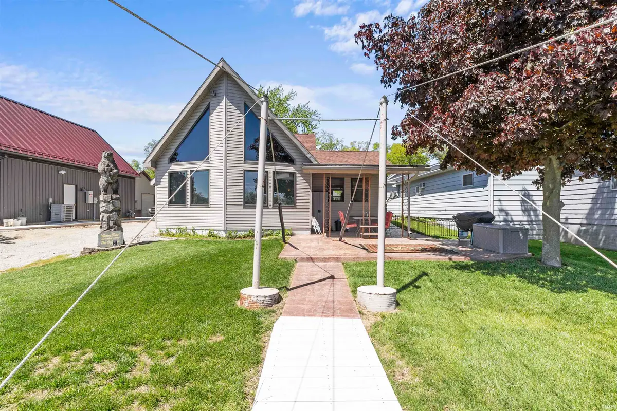 2400 E Schram Avenue, Columbia City, IN 46725 - #1
