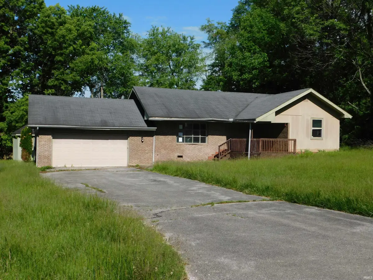 823 Hidden Acres Drive, Bedford, IN 47421 - #1