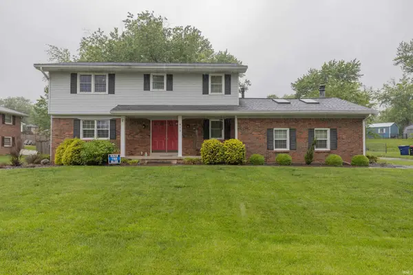 615 Crestmont Drive, Evansville, IN 47712