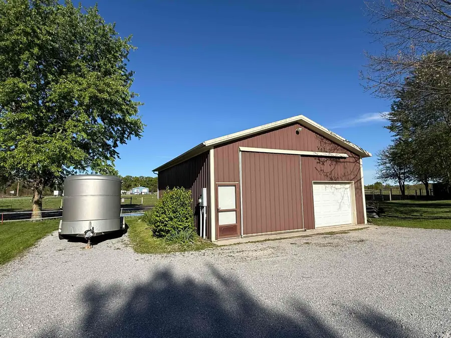 13717 E Us 24, Burnettsville, IN 47926 - #3