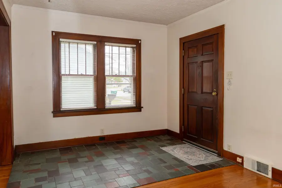 114 River Avenue, Mishawaka, IN 46544 - #2