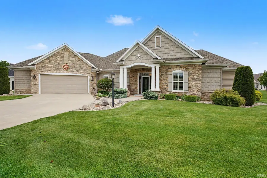 1898 Waterfall Drive, Nappanee, IN 46550 - #2