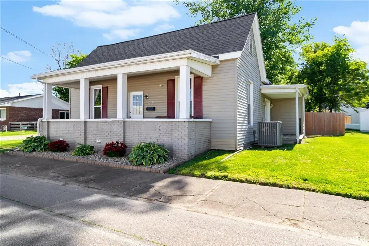 614 S 3rd Street, Boonville, IN 47601 - #1